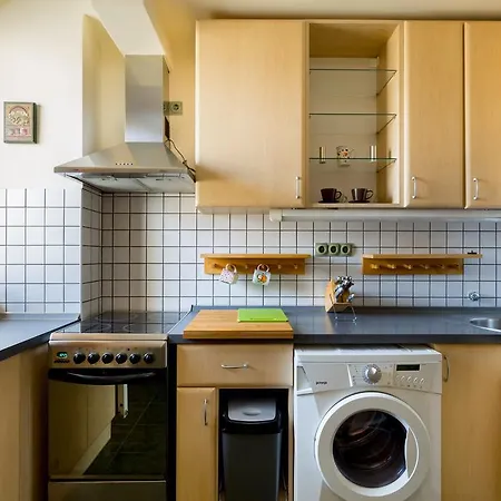 East Station - Baross 1 & 2 *