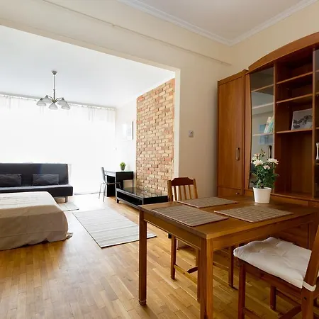 Apartment East Station - Baross 1 & 2